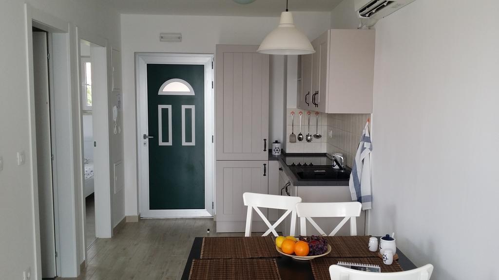 Villa Sisa Apartment Primošten Zimmer foto