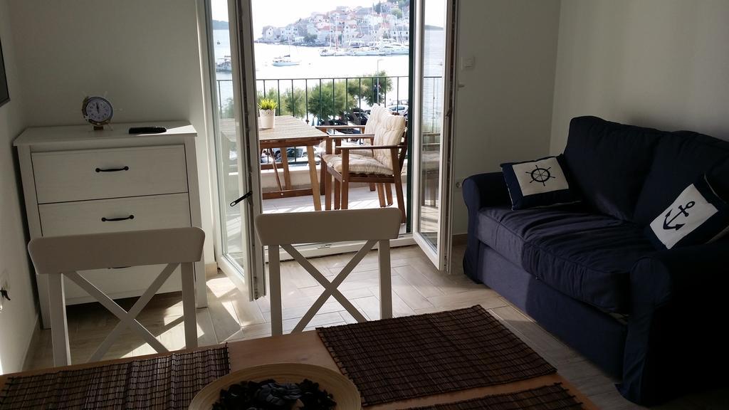 Villa Sisa Apartment Primošten Zimmer foto