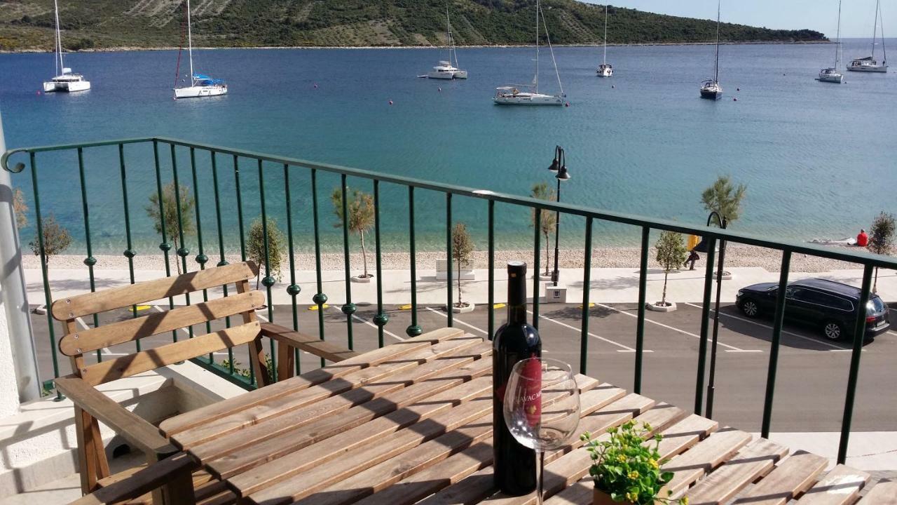 Villa Sisa Apartment Primošten Exterior foto